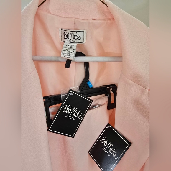 Bob Mackie Soft Pink Women's Blazer And Skirt Set 22W 24W NWT - Picture 6 of 15